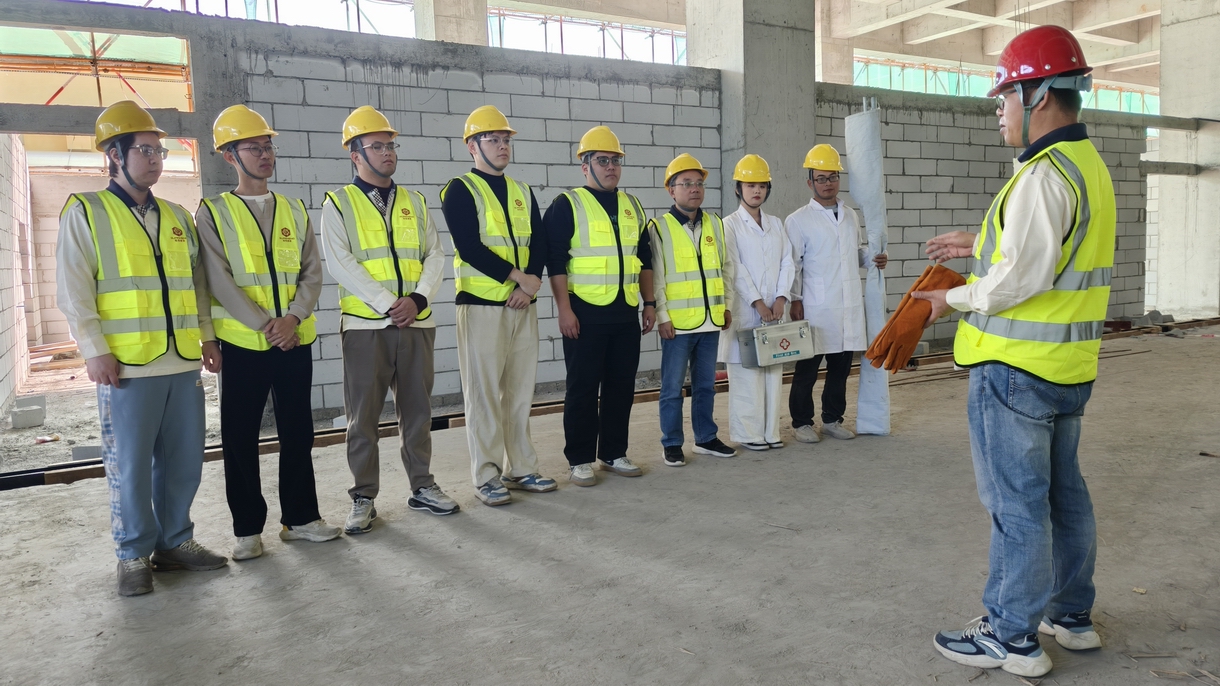 筑牢消防安全防线，我们在行动